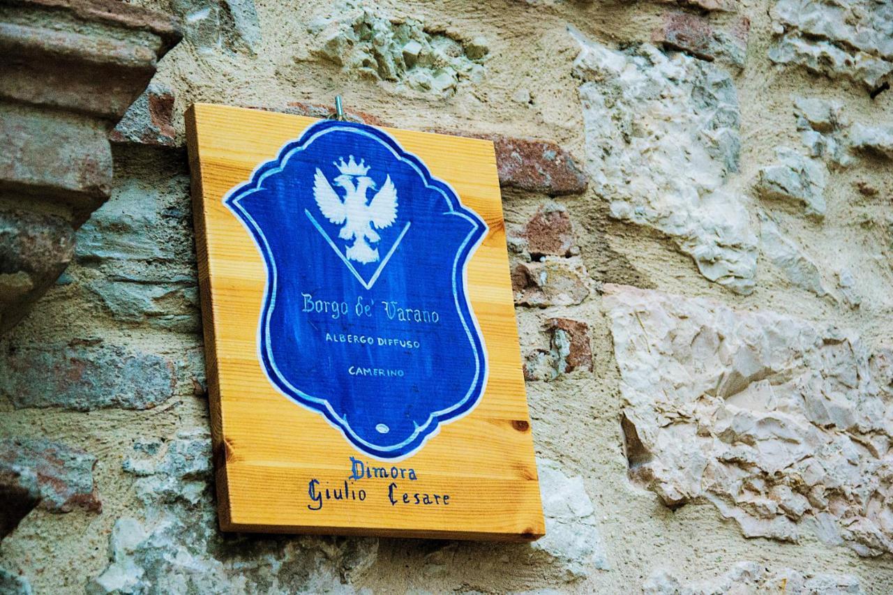 קמרינו Borgo De' Varano By Hotel I Duchi מראה חיצוני תמונה