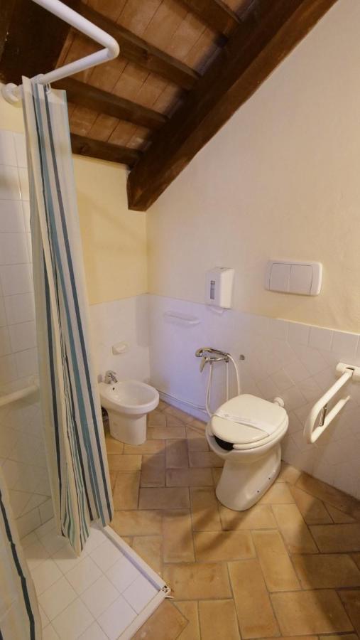 קמרינו Borgo De' Varano By Hotel I Duchi מראה חיצוני תמונה