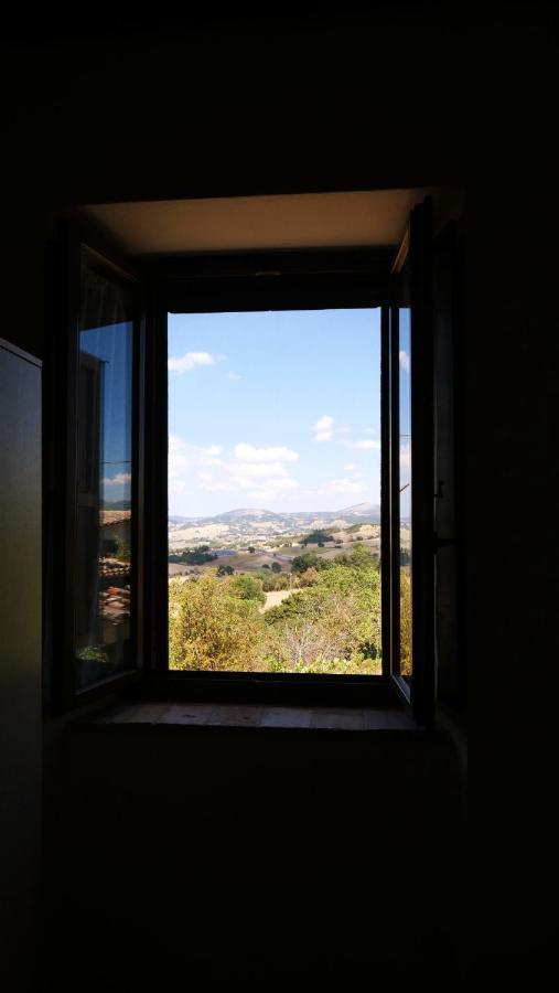 קמרינו Borgo De' Varano By Hotel I Duchi מראה חיצוני תמונה